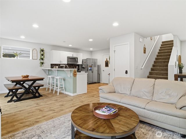 146 Valley Creek Drive, Port Angeles, WA 98362