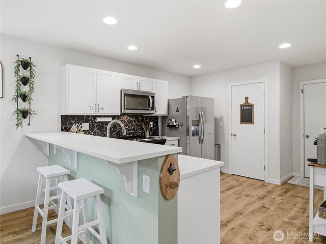 146 Valley Creek Drive, Port Angeles, WA 98362