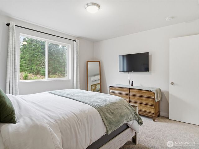 146 Valley Creek Drive, Port Angeles, WA 98362