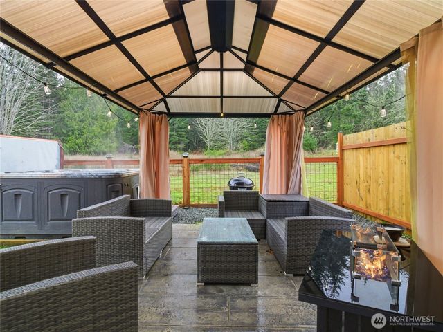 146 Valley Creek Drive, Port Angeles, WA 98362