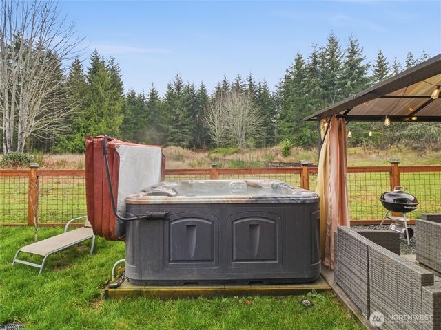 146 Valley Creek Drive, Port Angeles, WA 98362