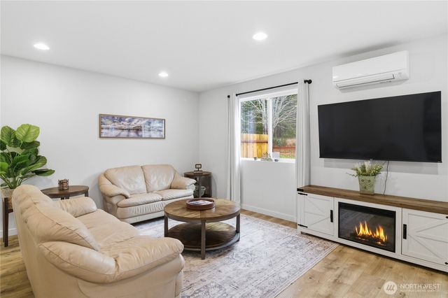 146 Valley Creek Drive, Port Angeles, WA 98362