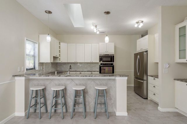 2403 COUNTRY TRAILS DRIVE, Safety Harbor, FL 34695