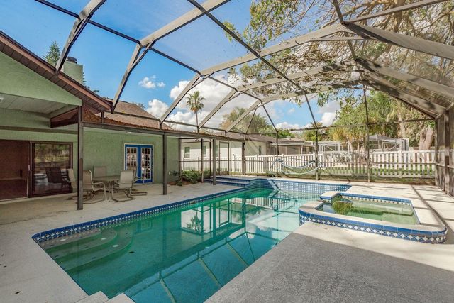 2403 COUNTRY TRAILS DRIVE, Safety Harbor, FL 34695