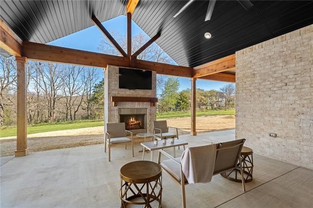 478 E Bowen Boulevard, Fayetteville, AR 72703