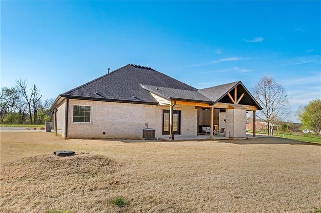 478 E Bowen Boulevard, Fayetteville, AR 72703