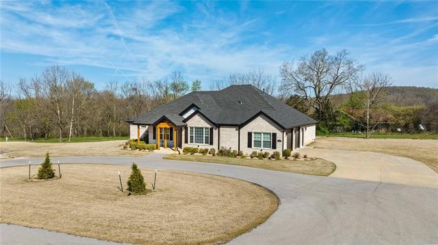 478 E Bowen Boulevard, Fayetteville, AR 72703