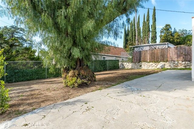 4731 Briggs, La Crescenta, CA 91214