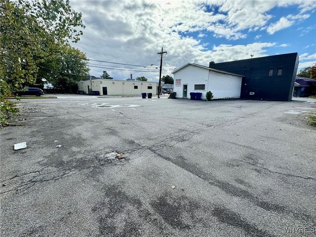 820 Abbott Road, Buffalo, NY 14220