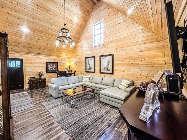 255 Lakeside Place, Avinger, TX 75630