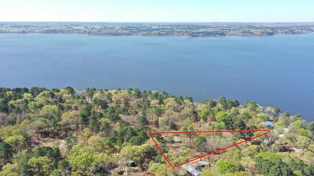 255 Lakeside Place, Avinger, TX 75630