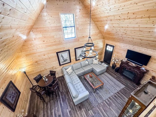 255 Lakeside Place, Avinger, TX 75630