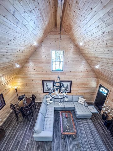 255 Lakeside Place, Avinger, TX 75630