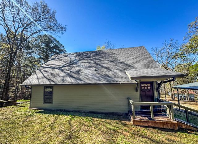 255 Lakeside Place, Avinger, TX 75630