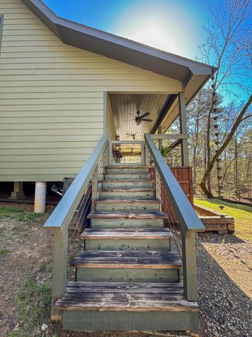 255 Lakeside Place, Avinger, TX 75630