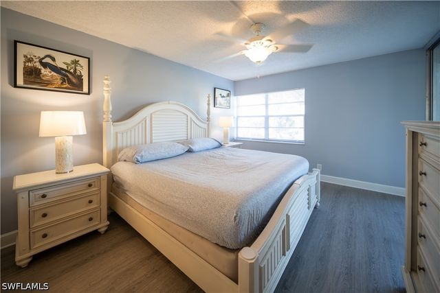 1086 Forest Lakes DR 9303, Naples, FL 34105