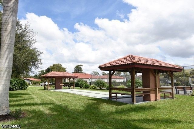 1086 Forest Lakes DR 9303, Naples, FL 34105