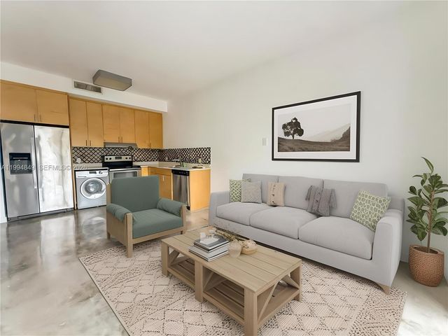 761 NW 1st St 302, Miami, FL 33128