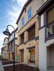 904 904 More Lane 1802, Morgan Hill, CA 95037