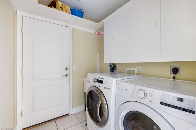 765 101st AVE N, Naples, FL 34108