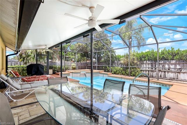 765 101st AVE N, Naples, FL 34108