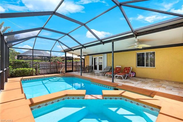 765 101st AVE N, Naples, FL 34108