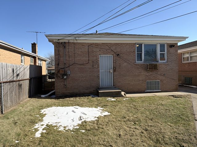 354 Calhoun Avenue, Calumet City, IL 60409