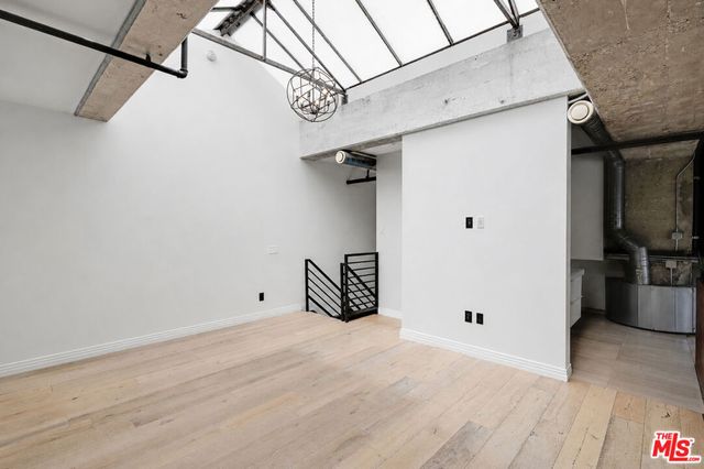 420 S SAN PEDRO Street 106, Los Angeles, CA 90013