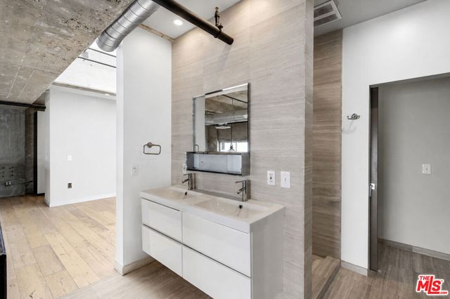 420 S SAN PEDRO Street 106, Los Angeles, CA 90013