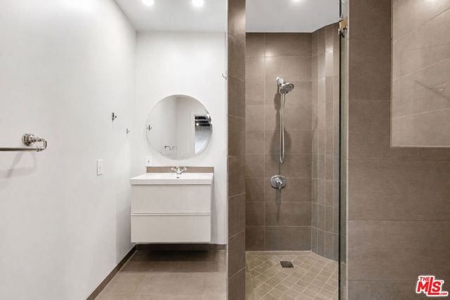 420 S SAN PEDRO Street 106, Los Angeles, CA 90013