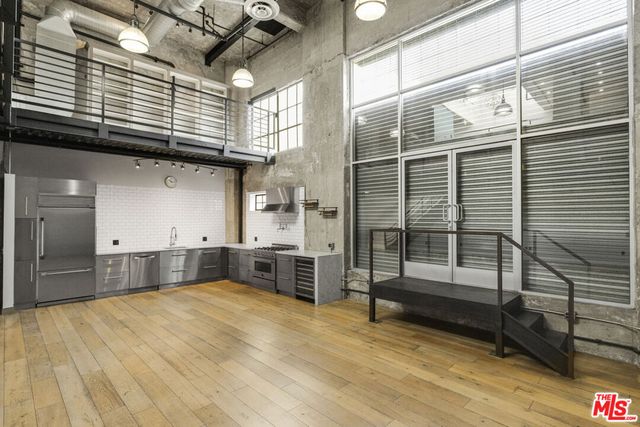 420 S SAN PEDRO Street 106, Los Angeles, CA 90013