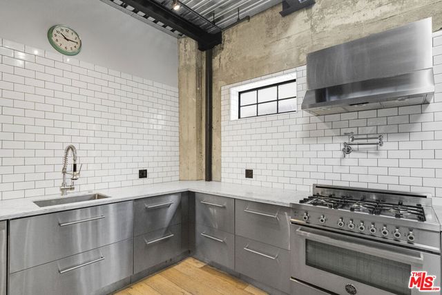 420 S SAN PEDRO Street 106, Los Angeles, CA 90013