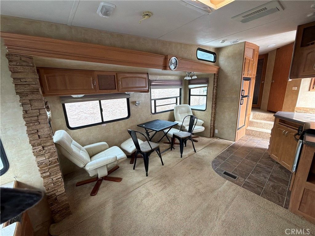 Image 4 of property listing at 251 S. Colorado River Rd. 54, Blythe, CA 92225