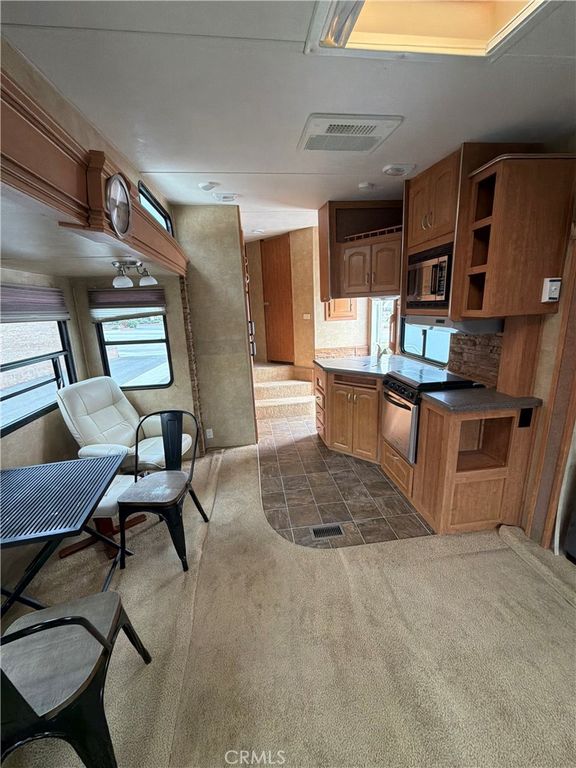 Image 5 of property listing at 251 S. Colorado River Rd. 54, Blythe, CA 92225