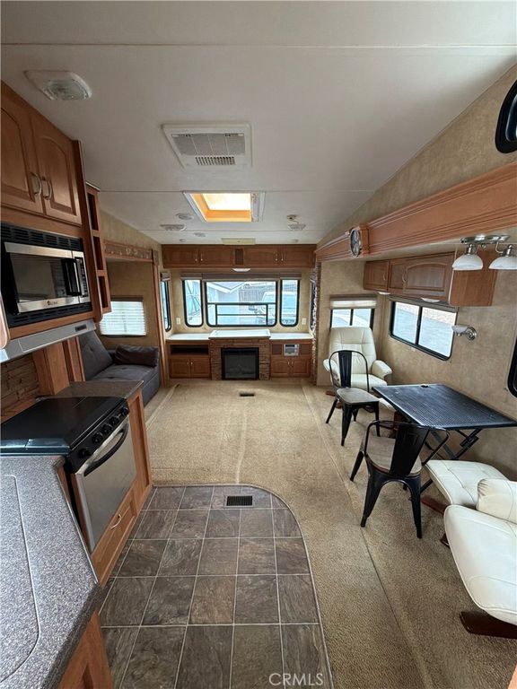 Image 6 of property listing at 251 S. Colorado River Rd. 54, Blythe, CA 92225