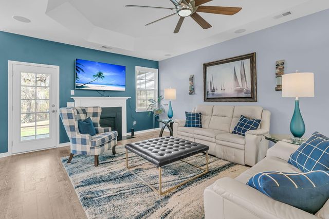 569 Pendleton Drive, Moncks Corner, SC 29461