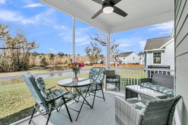 569 Pendleton Drive, Moncks Corner, SC 29461