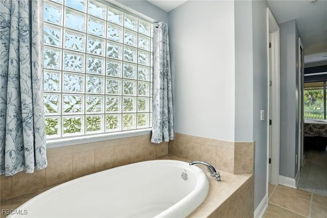 15256 Riverbend BLVD 105, North Fort Myers, FL 33917