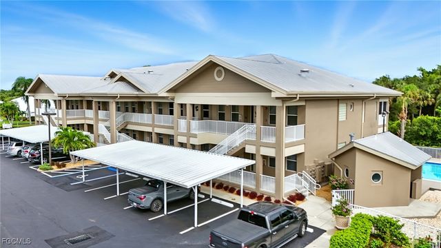 15256 Riverbend BLVD 105, North Fort Myers, FL 33917