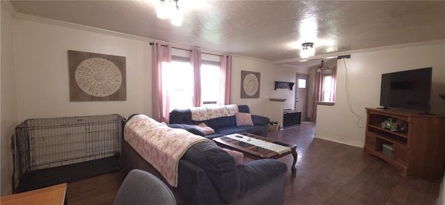 27 & 31 Elich Rd, Burgettstown, PA 15021