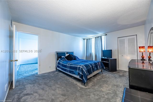 3301 NW 47th Ter 403, Lauderdale Lakes, FL 33319