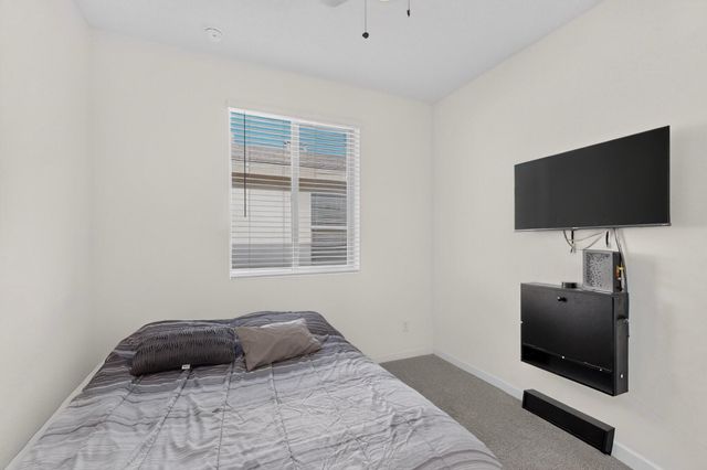 1445 Valle De Colores Street NW, Los Lunas, NM 87031