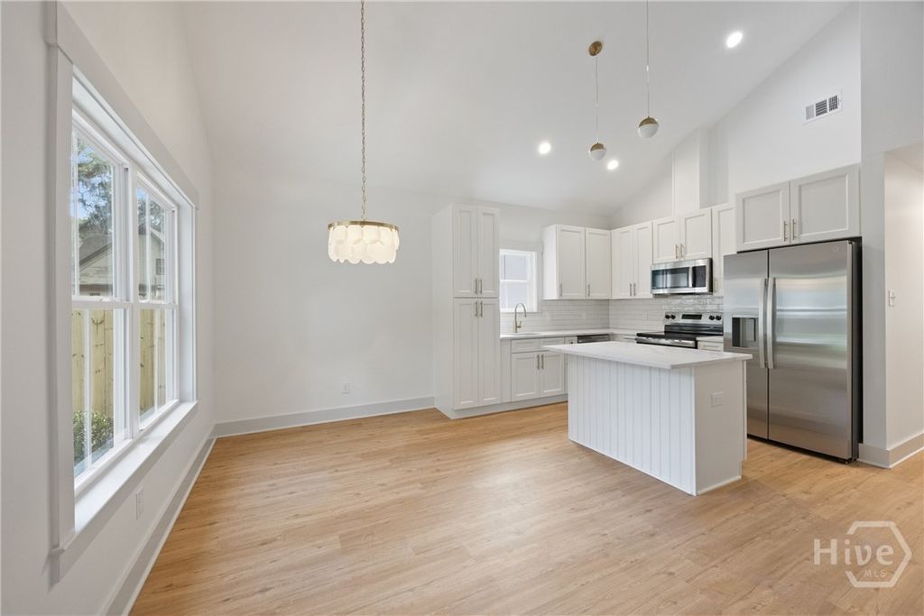 Image 11 of property listing at 1916 Delaware Street, Savannah, GA 31404