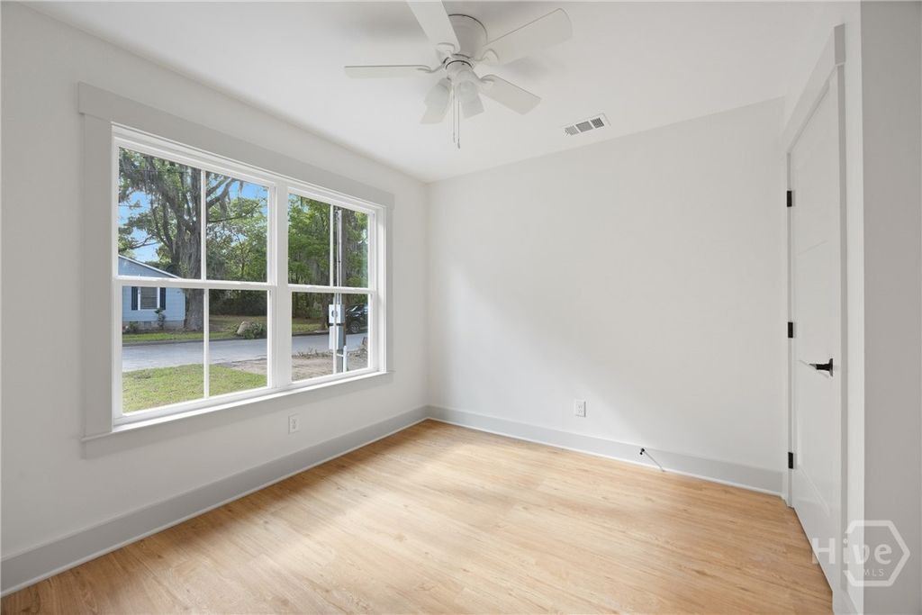 Image 29 of property listing at 1916 Delaware Street, Savannah, GA 31404