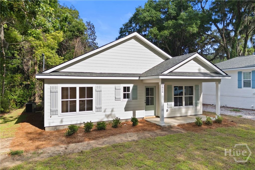 Image 37 of property listing at 1916 Delaware Street, Savannah, GA 31404