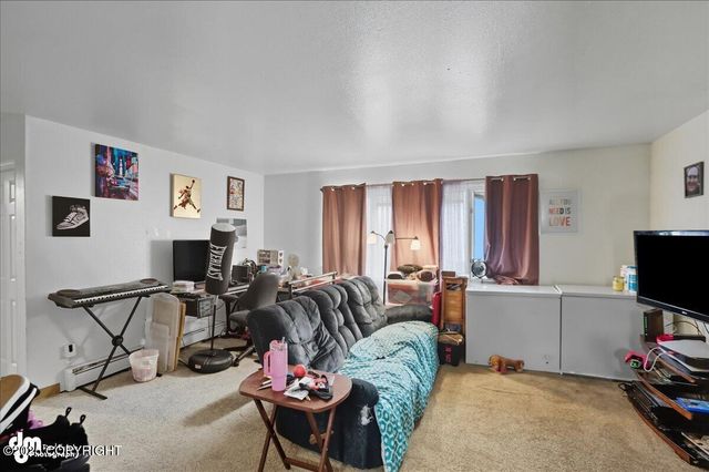 740 N Bragaw Street, Anchorage, AK 99508