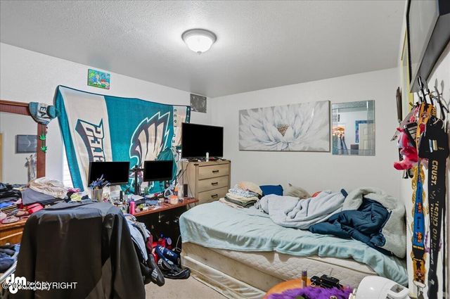 740 N Bragaw Street, Anchorage, AK 99508