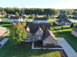 27299 Jessica Lane, Brownstown, MI 48134