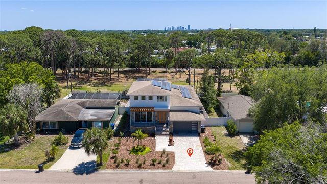 322 80TH AVENUE NE, St Petersburg, FL 33702