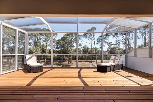 322 80TH AVENUE NE, St Petersburg, FL 33702